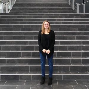 Meet your Posher, Isabelle